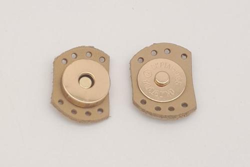 Ham Doğal Renk Gerçek Derili Oval Kenar Mıknatıslı Çıtçıt Light Gold Metalli