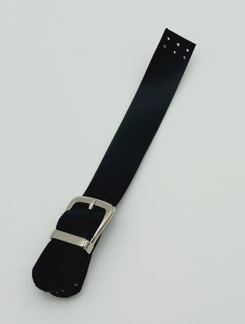 Tek Kat 18 Cm Suni Deri Siyah Kapak Gümüş Metal