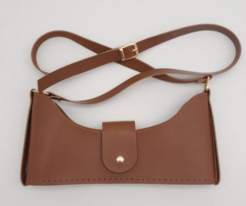 Taba Suni Deri 120x2 cm Çanta Saplı Deri Seti Light Gold Metalli