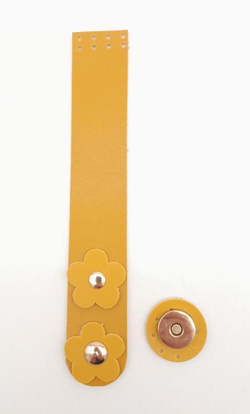 Hardal Renk 18x3 Cm Tek Kat Suni Deri Kapak Light Gold Metal
