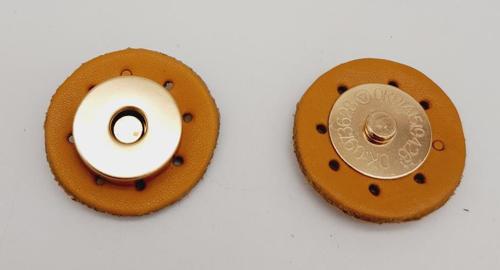 Gerçek Derili Mıknatıslı Çıtçıt Hardal Light Gold Metalli