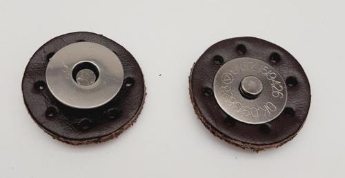 Gerçek Derili Mıknatıslı Çıtçıt Kahverengi Füme Metalli