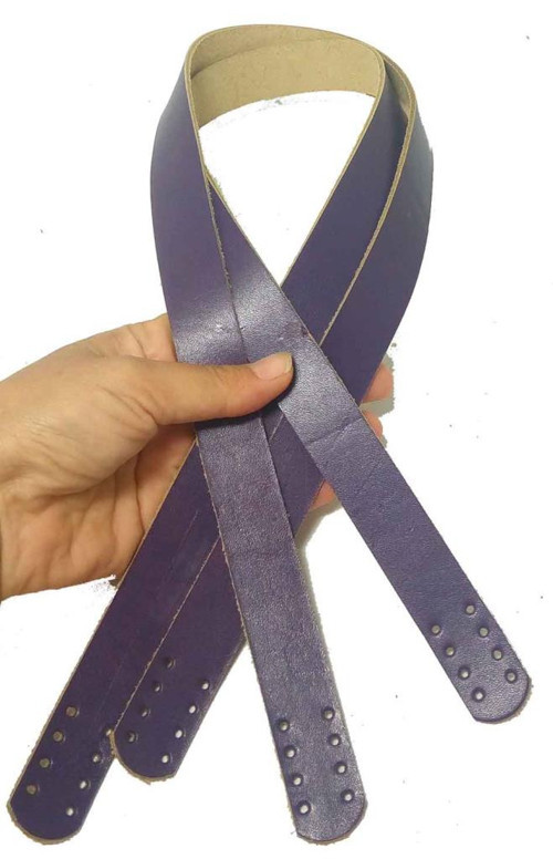 Mor Renk Gerçek Deri 70X2.3 Cm Çift Sap