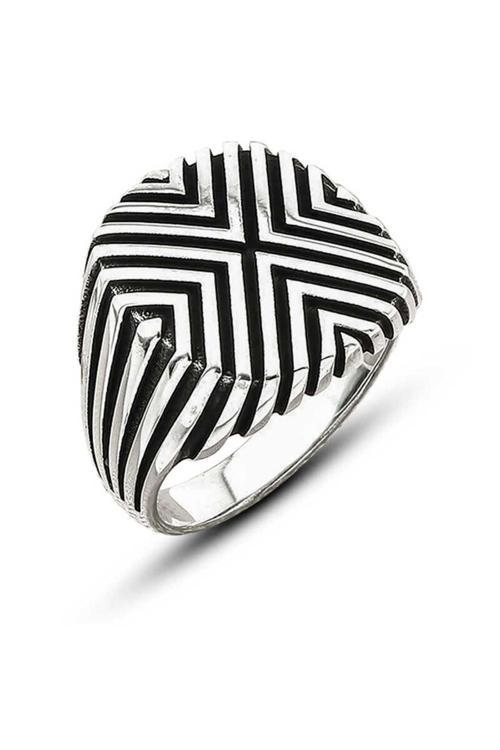 Gümüş Desenli Erkek Yüzük