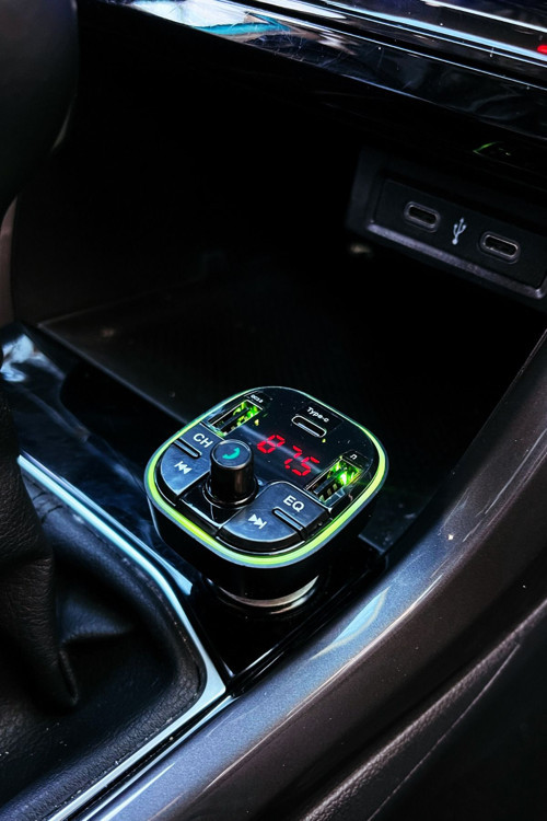 Araç Bluetooth Fm Transmitter Cihazı Mp3 Çalar Araç Çakmaklık Şarj Soketi Müzik Kiti