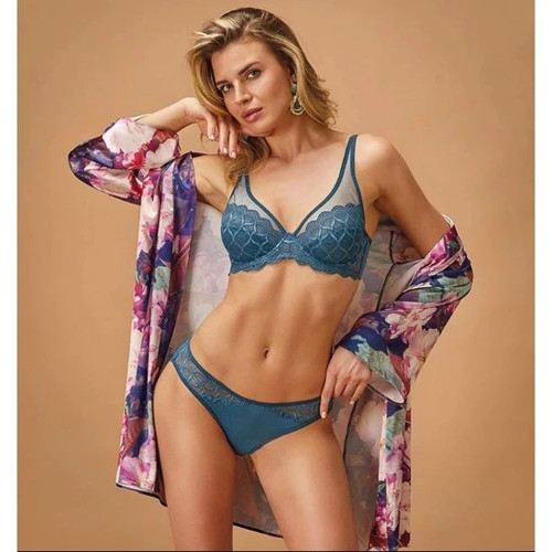 Desteksiz Transparan Detaylı Sütyen Takım