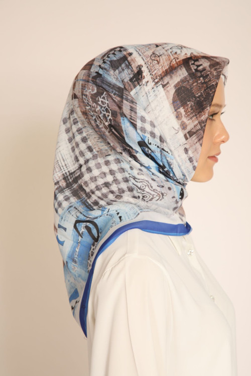 Soft Mavi-Kahve Modern Desenli Eşarp – Ekose Desen Kombini