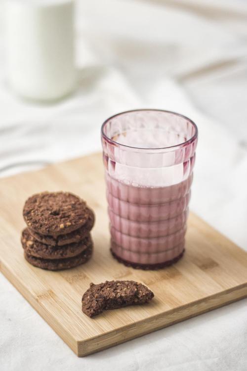 Allegra Mürdüm Akrilik Bardak | 400 ml Şık Su ve Meşrubat Bardağı | Cam Değildir | Kırılmaya Dayanıklı Tekli