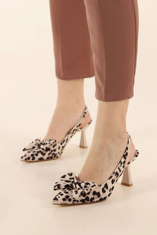 Feles Kurdela Detaylı Arkası Açık Stiletto Kadın Topuklu Ayakkabı