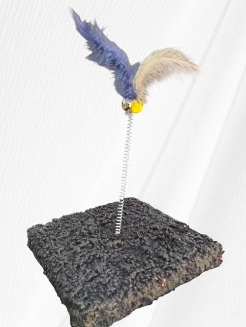 TÜYLÜ YAYLI KEDİ OYUNCAĞI RENKLİ