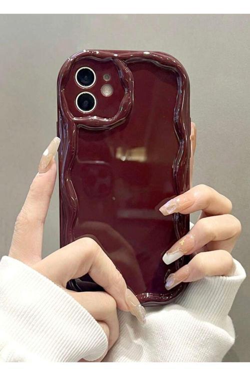 Iphone 16 Bordo Dalgalı Kenarlı Parlak Silikon Kılıf