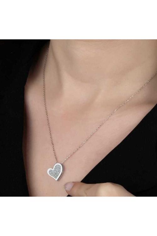 Taşlı Gümüş Kalp Kolye
