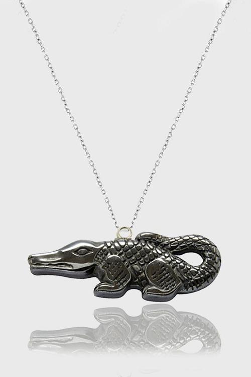 Sertifikalı AAA+ Lacoste Timsah Model Doğal Taş Hematit Taşı Kolye