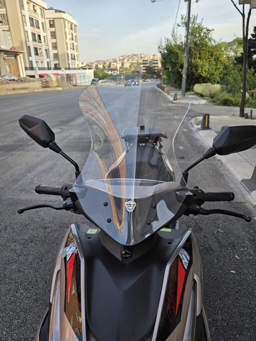 Revolt RSX3 Siperlik Ön Cam 2022-2025 Model 54cm Şeffaf Renkli SPORTİF