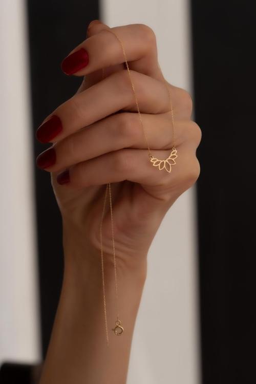 14 Ayar Altın Açık Lotus Kolye