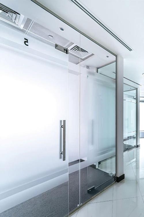 Cam Kumlama Kendilğinden Yapışkanlı Folyo 50 Cm X 1 Mt