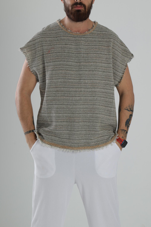 Buldan Kumaş Sıfır Kol T-Shirt
