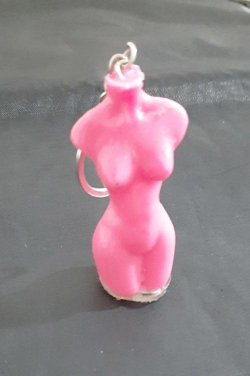 Pembe Sevimli Muzip Anahtarlık Kadın Figürlü Yaratıcı Hediyelik Ponçik Çanta Süsü