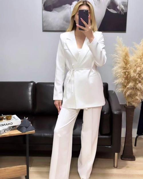 Kadın Beyaz Blazer Ceket Pantolon Takım
