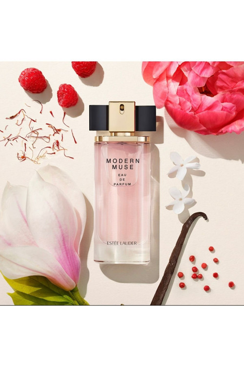 Göz Alıcı Yasemin Ve Asil Ağaçların Kokusu Modern Muse - Eau De Parfum