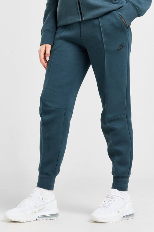 Sportswear Tech Fleece Standart Fit Mid Rise Jogger Kadın Eşofman Altı Koyu Yeşil