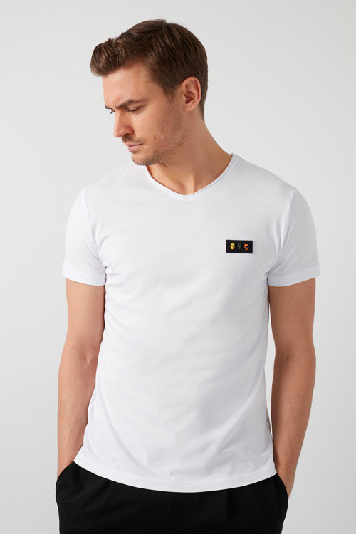% 100 Pamuklu V Yaka Erkek T Shirt 5902076 BEYAZ