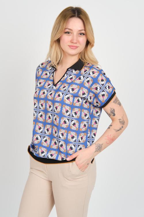 Kadın Desenli Polo Yaka Beli ve Kolları Lastikli Bluz 24E107 Mavi