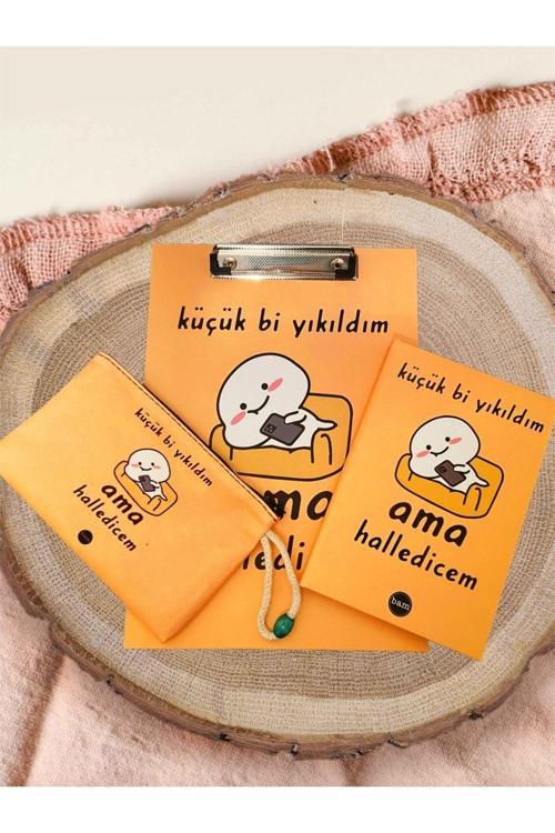 Küçük Bi Miktar Yıkıldım Ama Halledicem Tasarımlı Sekreterlik Kırtasiye Seti