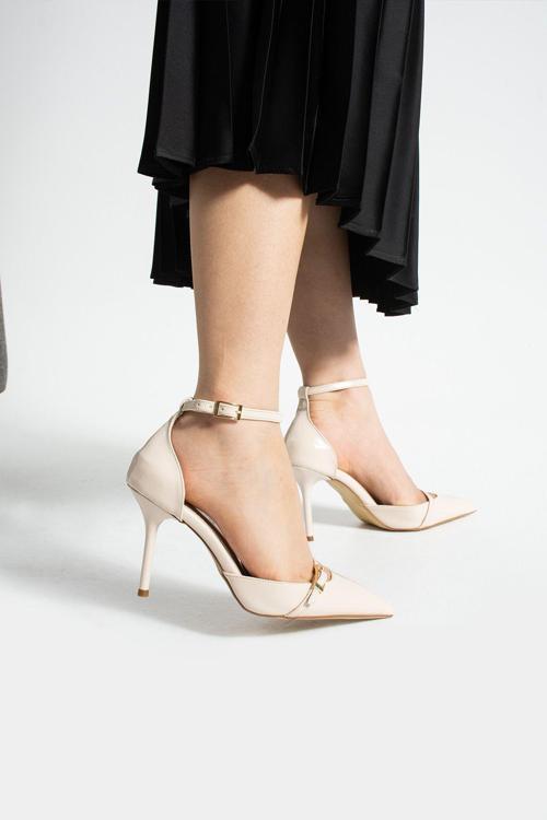Krem Parlak Kırışık Vegan Deri Stiletto | 9 Cm İnce Topuk | Sivri Burun | Şık Rahat Kadın Ayakkabı