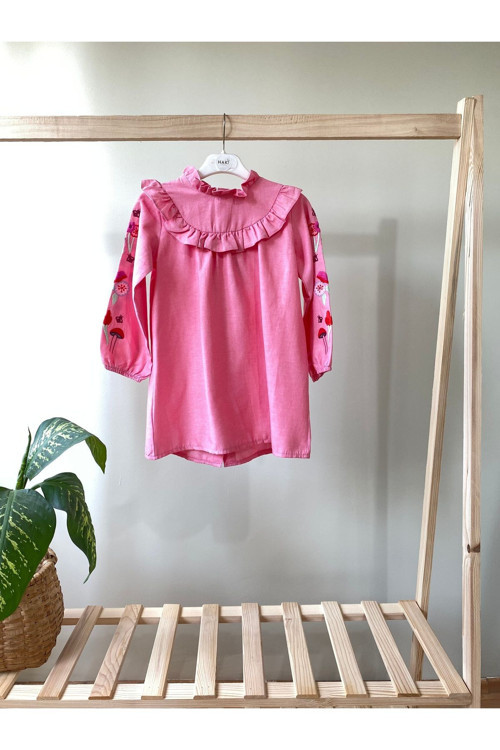 Pembe Nakışlı Elbise