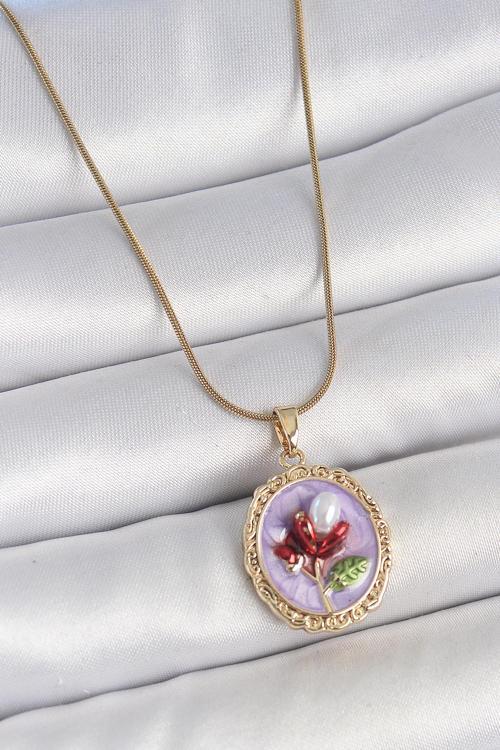 316L Çelik Gold Renk Zincir Mor Mineli İncili Çiçek İşlemeli Portre Model Kadın Kolye SL11691