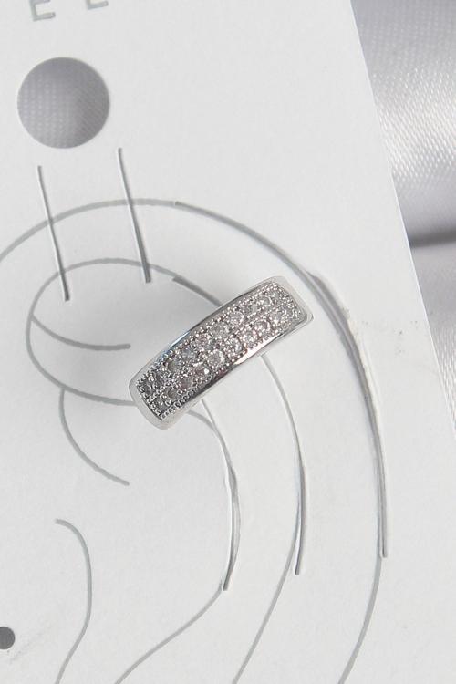 Pirinç Gümüş Renk Zirkon Taşlı Kıkırdak Model Kadın Küpe SL11809