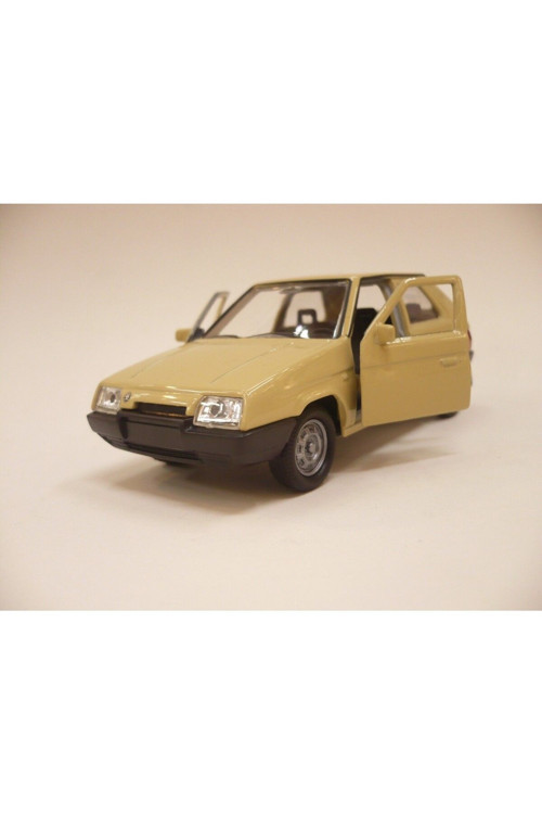 Skoda Favorit Mavi Renk Metal Model Çek Bırak Araba 1/32 Bej
