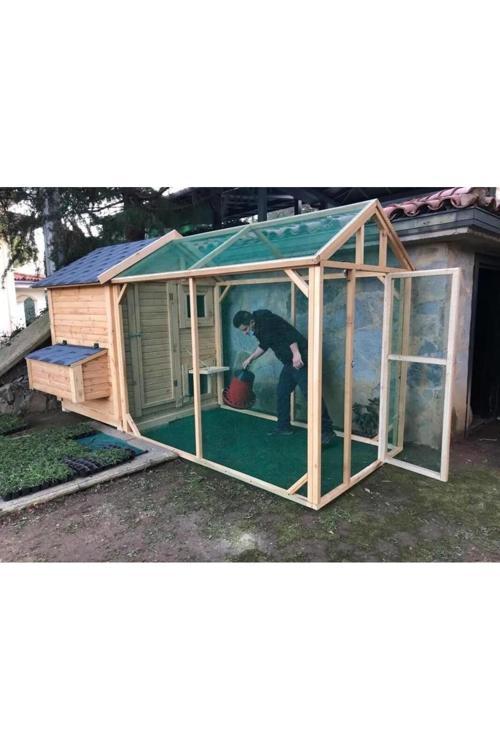 Tel Alanlı Ahşap Tavuk Kümesi