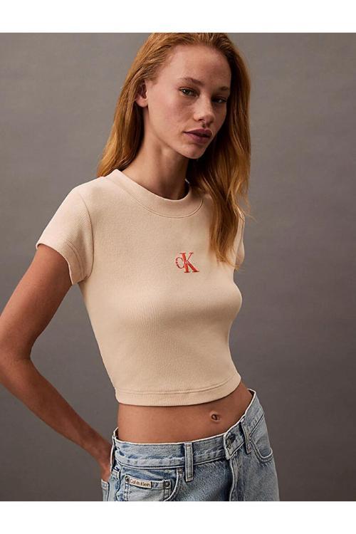 CK Jeans A- MONOGRAM BABY TEE Kadın  T-shirt LV047AB802-RM7