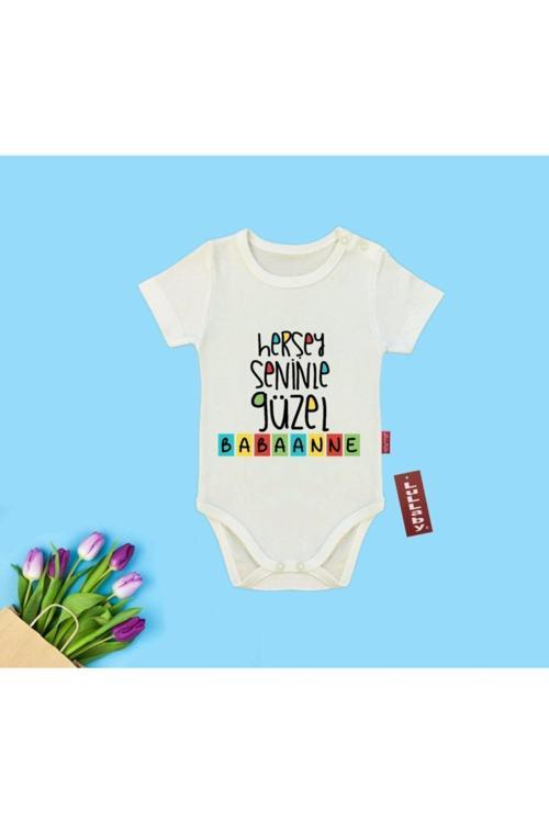 Herşey Seninle Güzel Babaanne Baskılı Kısa Kol Çıtçıtlı Erkek Kız Zıbın Bady Aylık