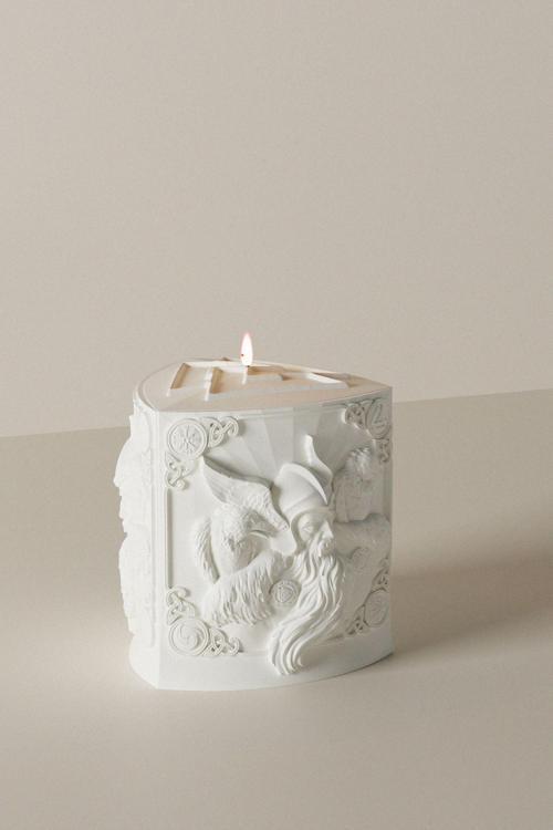 Dekoratif Büyük Savaş Tanrısı Odin Kokulu Mum-Mitoloji Mumlar Soy Wax Candle 1 Adet Beyaz 10X9.6 Cm