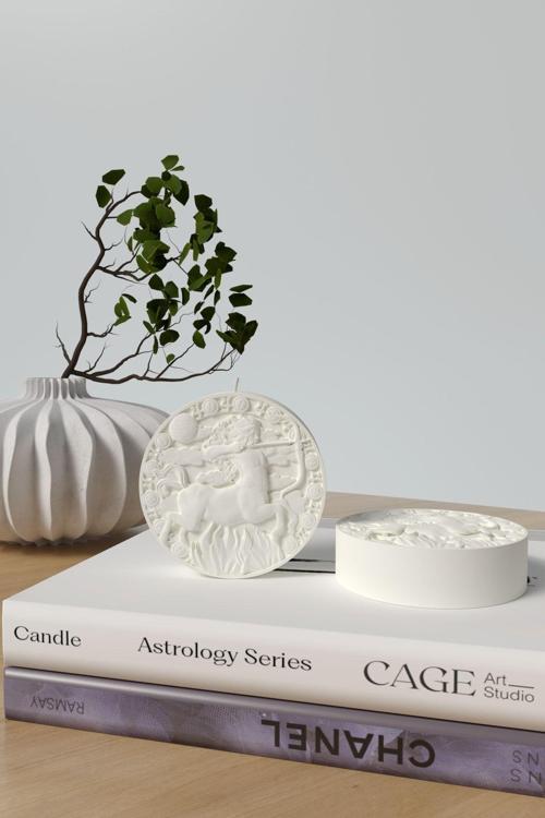 Dekoratif Astroloji Serisi Burç Mumları Kokulu Mum - Yay Burcu Soya Wax Candle 1 Adet Beyaz Mum