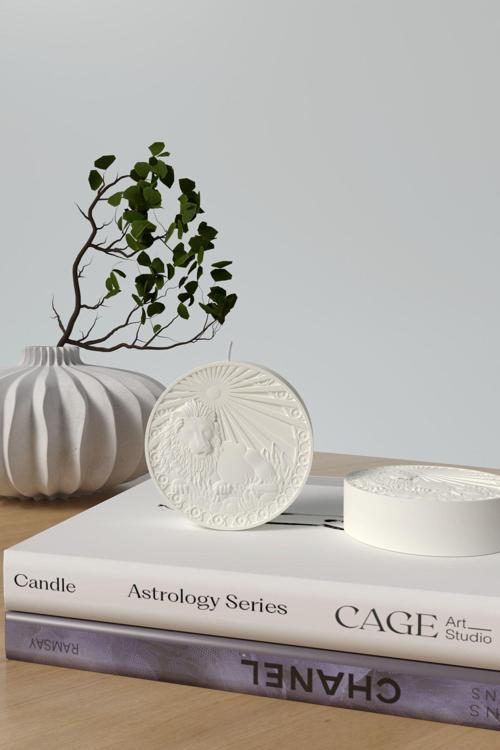 Dekoratif Astroloji Serisi Burç Mumları Kokulu Mum - Aslan Burcu Soya Wax Candle 1 Adet Beyaz Mum