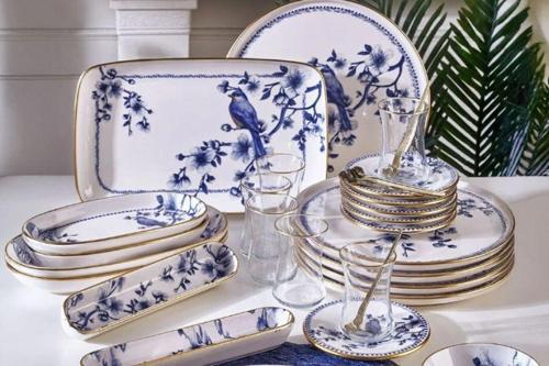 Blue Bird 35 Parça Gold Fileli Kahvaltı Seti
