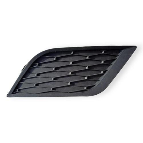 Seat Leon 2013-2016 Ön Tampon Sağ Sissiz Kapak 5F0853666