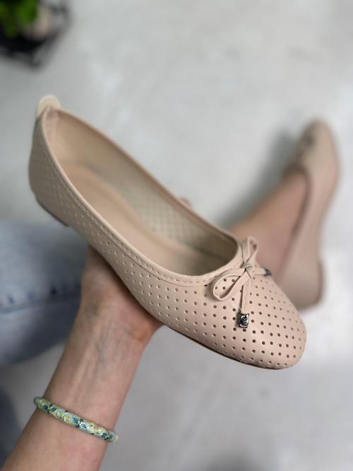 Günlük Kadın Delikli Babet Fiyonklu Metal Detaylı Yumuşak Dikiş Taban Hafif Rahat Ayakkabı 114