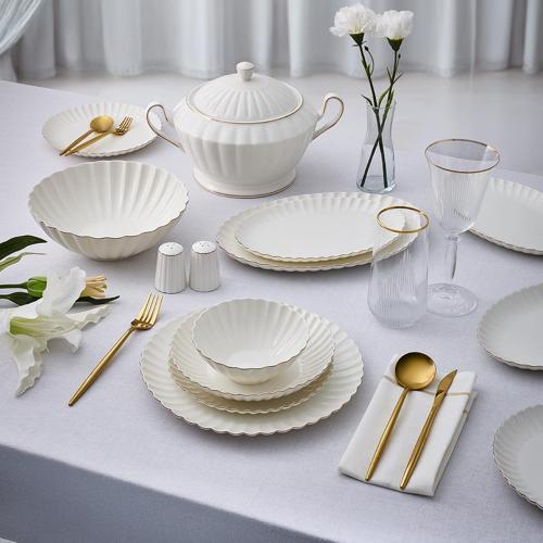 Sintra Gold 60 Parça 12 Kişilik Yemek Takımı