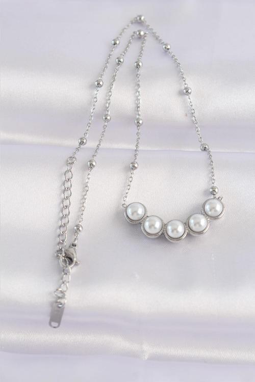 Zarif Kadın için Silver Çelik Zincir Sıralı İncili Kolye