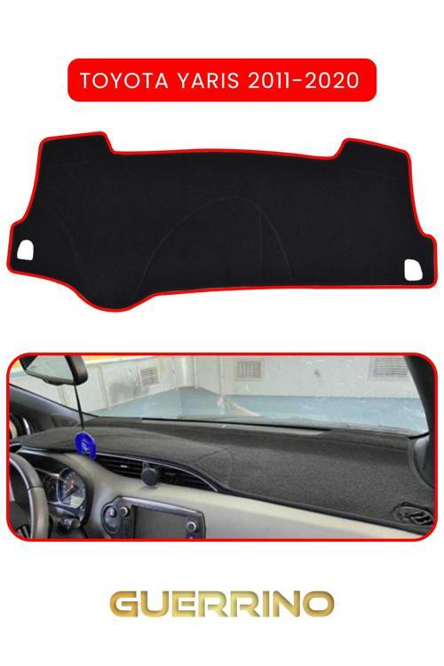 Toyota Yaris (2011-2020) Torpido Koruma Halısı Kırmızı Kenar