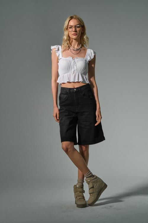 Toka Detaylı Bol Kesim  Rahat Baggy Jean Kot Salaş Kadın Bermuda Diz Altı  Denim Şort @Casoria