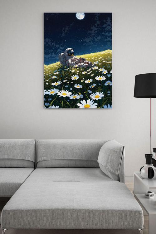 Kırda Uzanan Astronot Kanvas Tablo