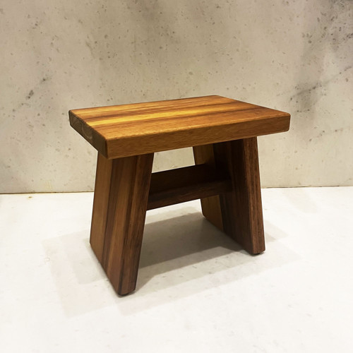 Iroko Ahşap Banyo Taburesi Oturak