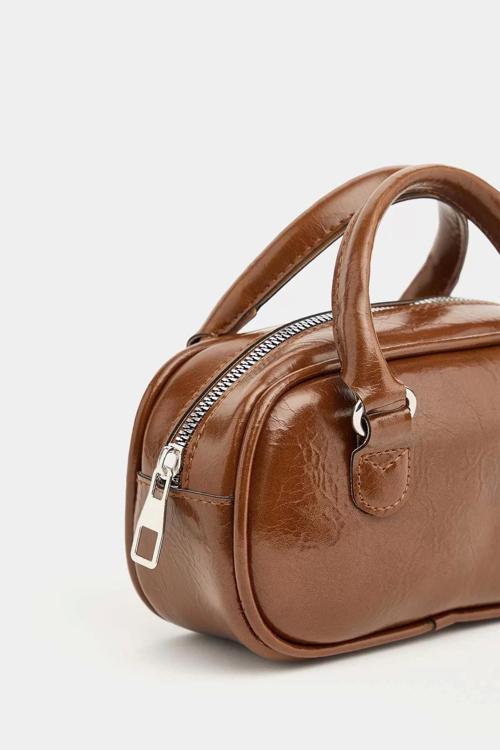 Zarif Fermuar Detaylı Mini Retro Çanta Poliüretan Malzeme El Çantası Şıklık Seçkin Malzeme