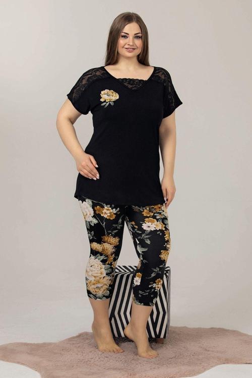 Siyah Renk Ve Çiçek Desenli Lady 10588 Kadın Büyük Beden Kapri Pijama Takımı